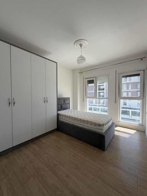 Apartament 2+1 + Parkim për Qira – Univers City