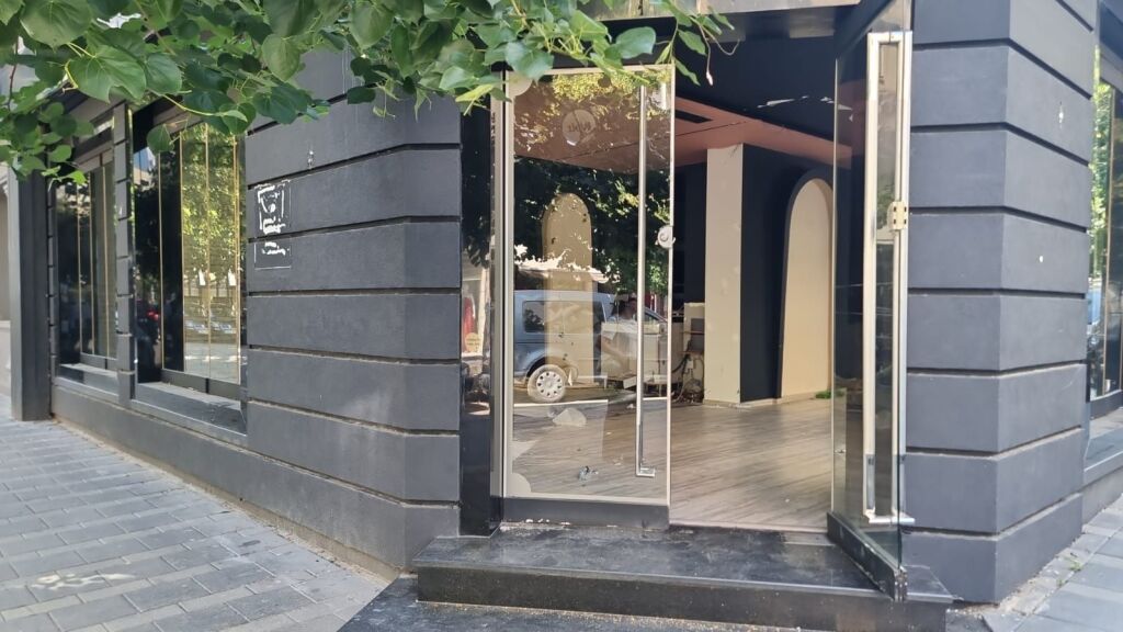 Premises for Rent near Willson Square! 3,000 € /Month