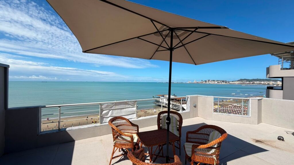 Appartamento Moderno 2+1 con Vista Mare – In Affitto sulla Spiaggia, Durazzo