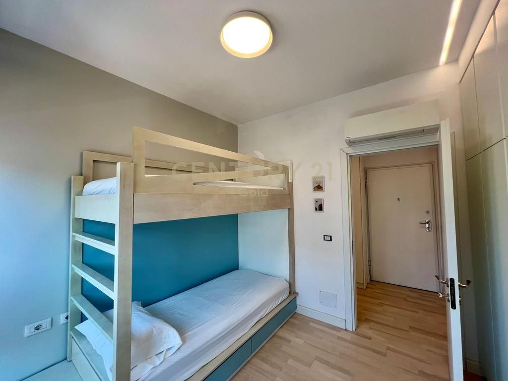 APPARTAMENTO IN AFFITTO 2+1+2 + POSTO AUTO IN VIA BARRIKADAV!!