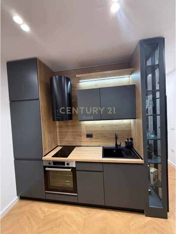SHITET APARTAMENT 1+1 MODERN TE LIQENI I TIRANES!