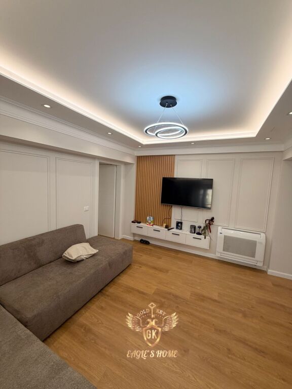 🏡 APARTAMENT ME QERA 1+1 + BALLKON +POST PARKIMI FLAG SHIP CENTER DURRES