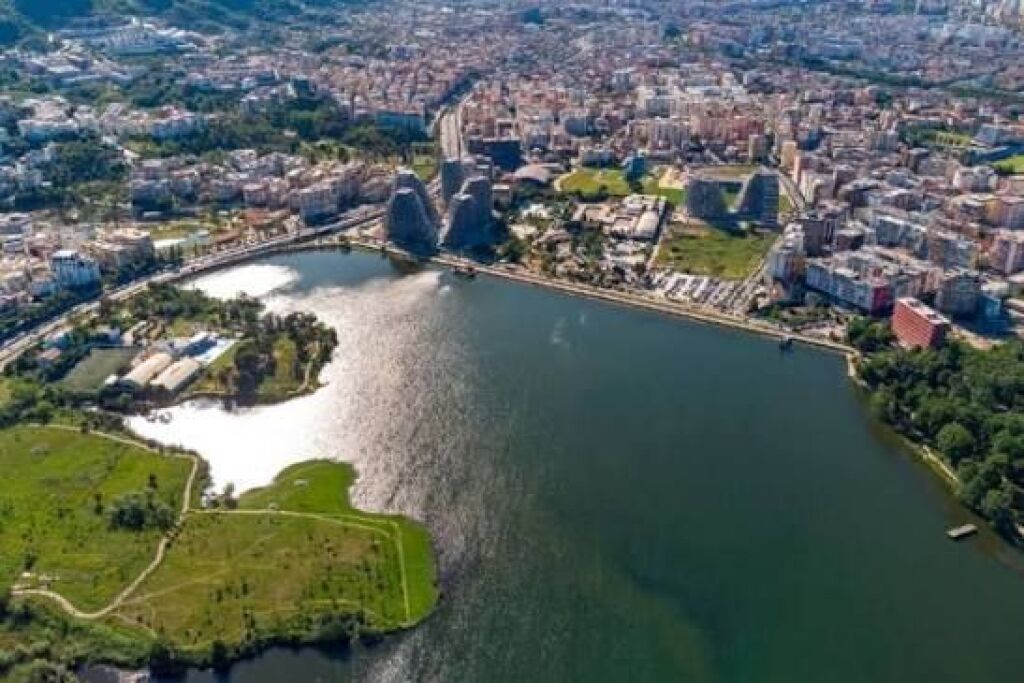 🏡 Vendesi in vendita Appartamento 2+1+2 – Lago Secco
