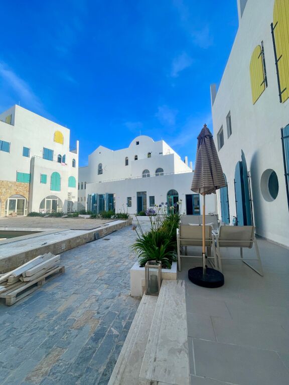 Shitet Apartament 1+1 tek Santorini ne Dhermi