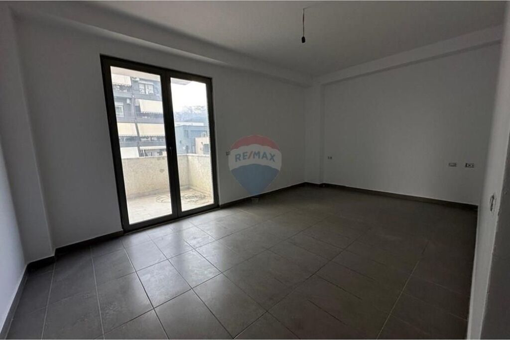 APPARTAMENTO 2+1 IN VENDITA – KINOSTUDIO, TIRANA