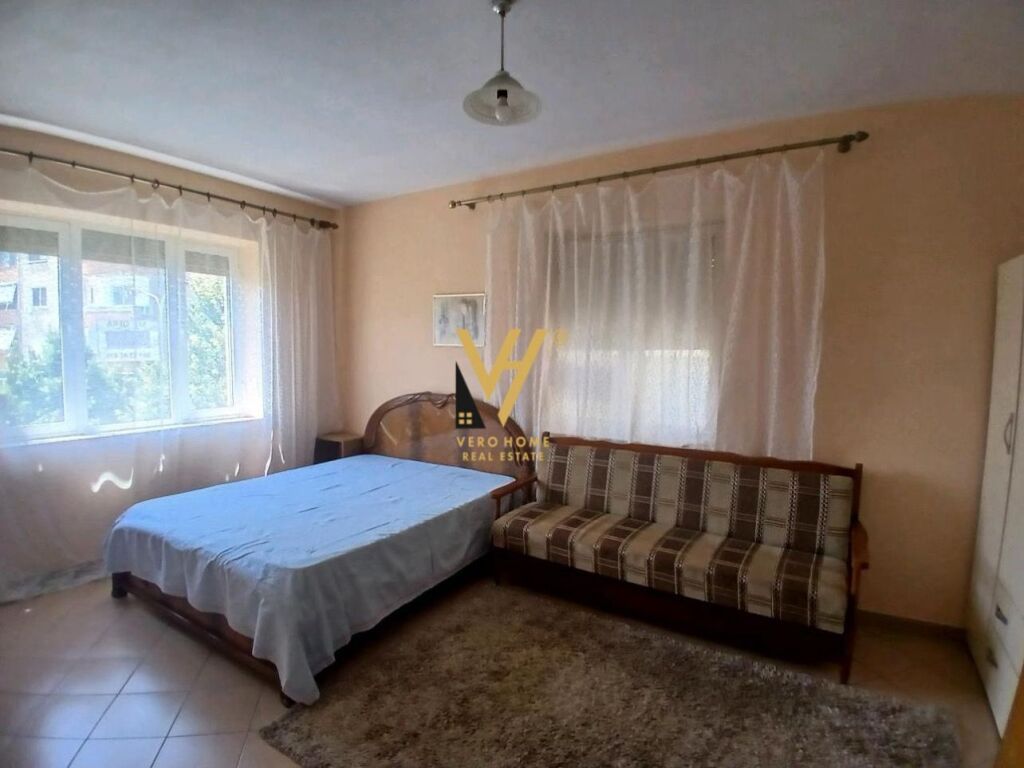 APPARTAMENTO 1+1+BLK IN AFFITTO A BRRYLI 500 EURO