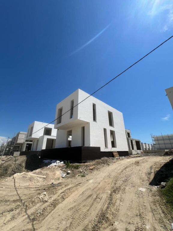 Individual Villa for Sale