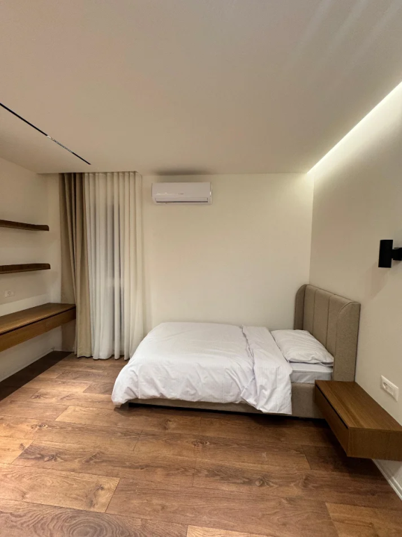 For rent 2+1+parking XHAMLLIKU 780€