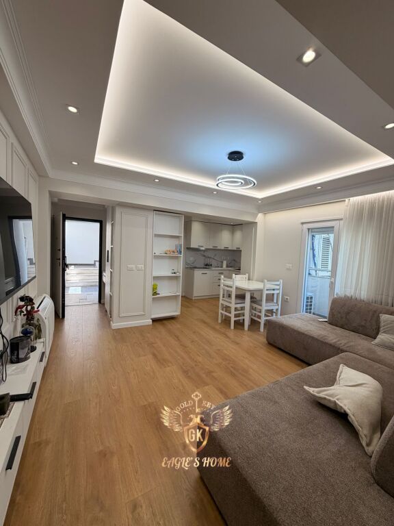 🏡 APARTAMENT ME QERA 1+1 + BALLKON +POST PARKIMI FLAG SHIP CENTER DURRES