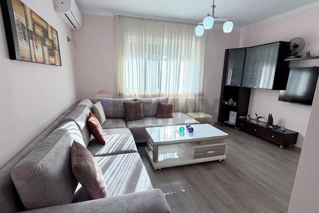 Appartamento - In Vendita - Fusha Ali Demi, Tirana