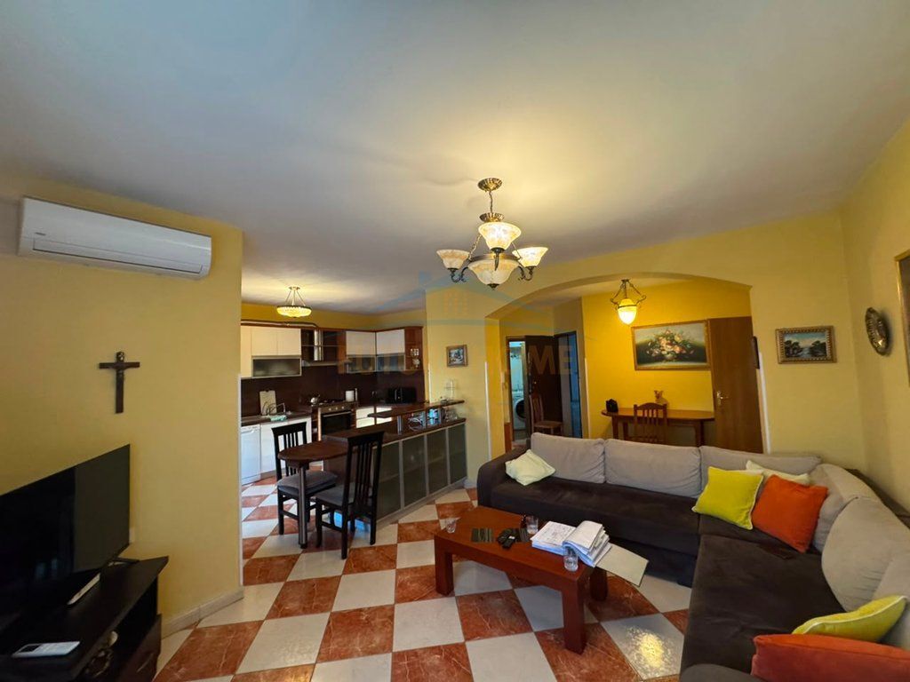 For sale, Apartment 2+1+2, Kosovareve Street, Tirana