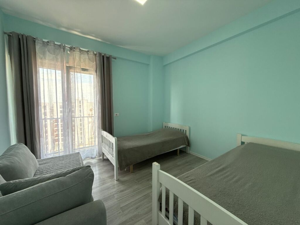 Affittasi appartamento moderno 2+1 in Rruga e Dibrës, vicino alle istituzioni, complesso nuovo