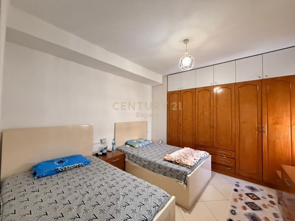 Apartament 1+1 me Post Parkimi për shitje në Astir, Tiranë!