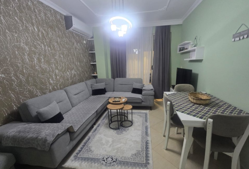APARTMENT 2+1 NEAR THE CABLE CAR-FRESH FOR RENT