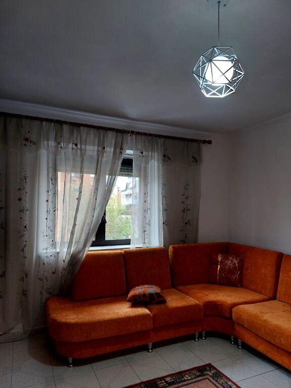 Affitto | Apartament 1 + 1 | Rruga e Elbasanit | 500 €/mese