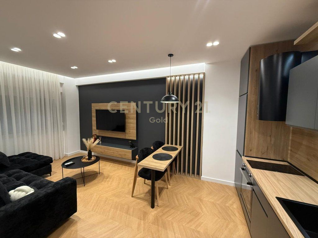 SHITET APARTAMENT 1+1 MODERN TE LIQENI I TIRANES!