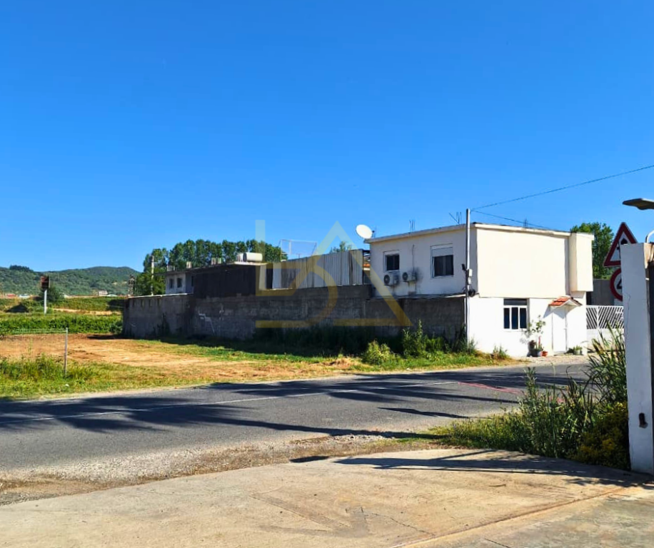 Jepet me Qira Ambient Biznesi – Vorë, Tiranë