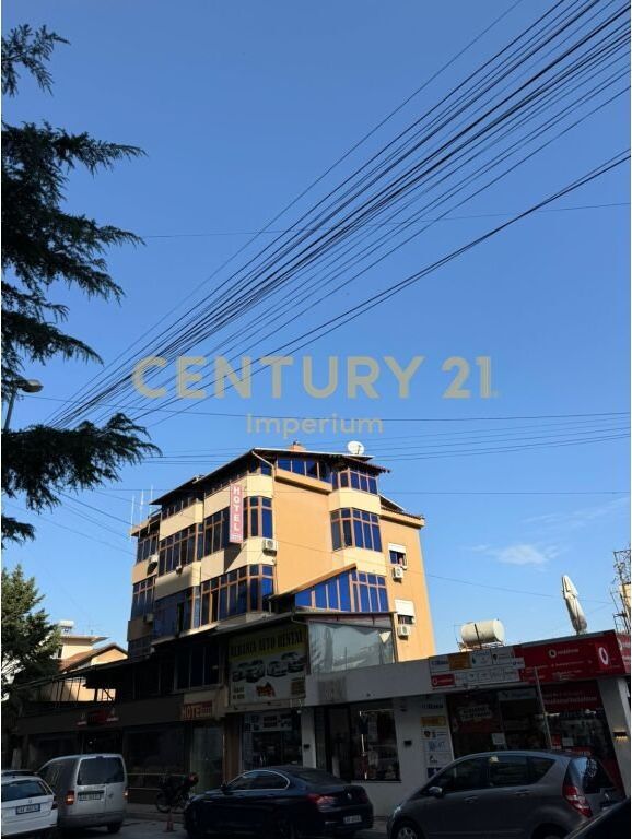 Hotel for sale in Misto Mame