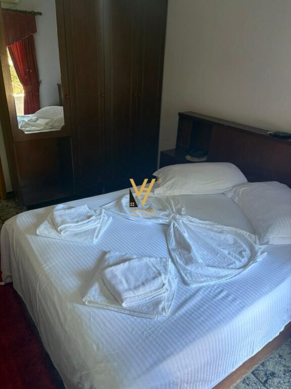 HOTEL 4 FLOORS FOR RENT IN SAUK 10,000 EURO