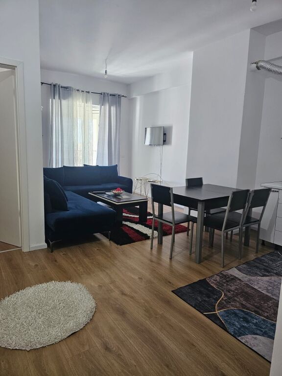 Jepet me qera  apartament 1+1 ne Ali dem