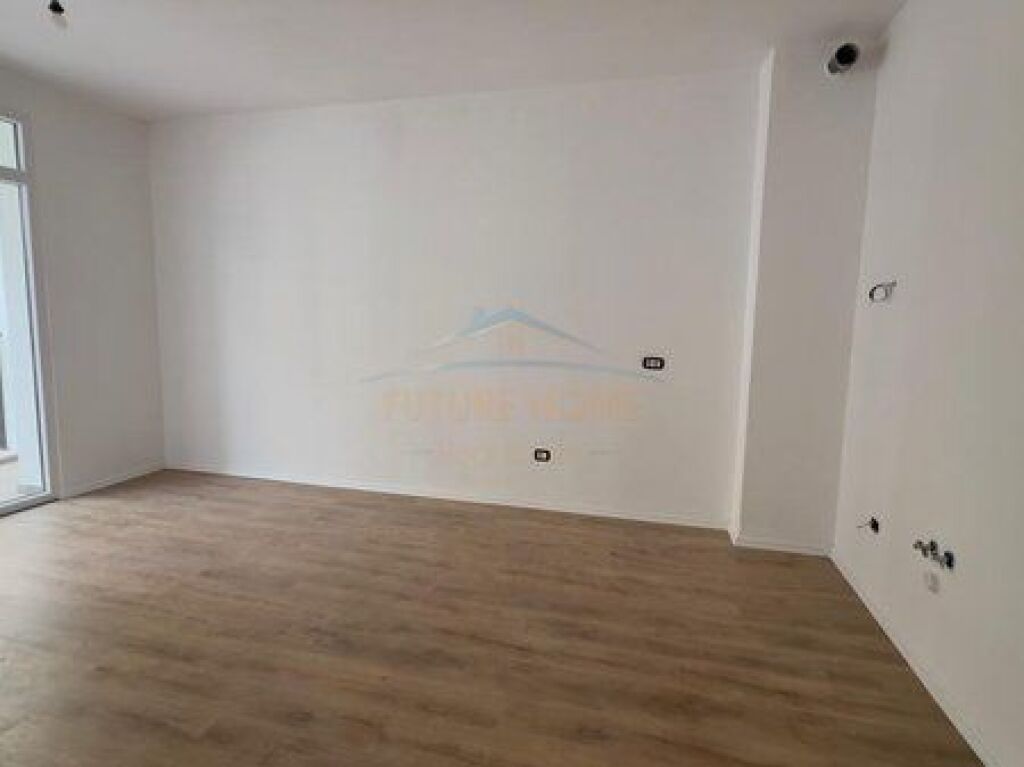 For sale, Apartment 1+1+Parking Space, Sauk.