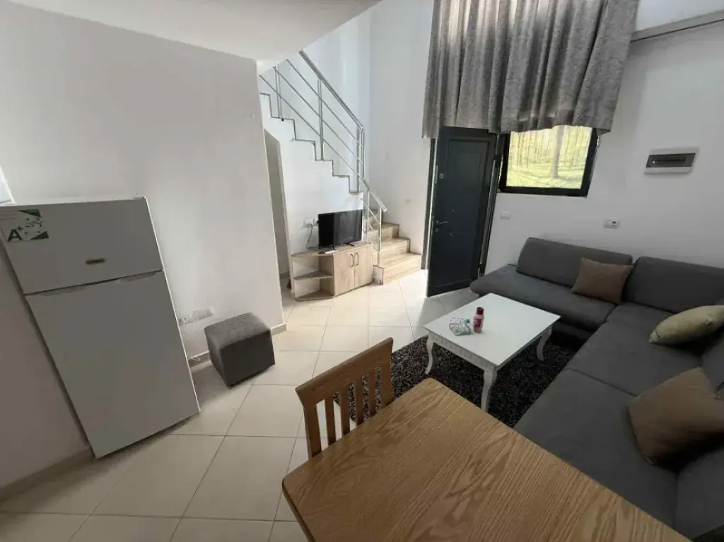 Affitto | Apartament 1 + 1 | Spitali Qsut | 450 €/mese