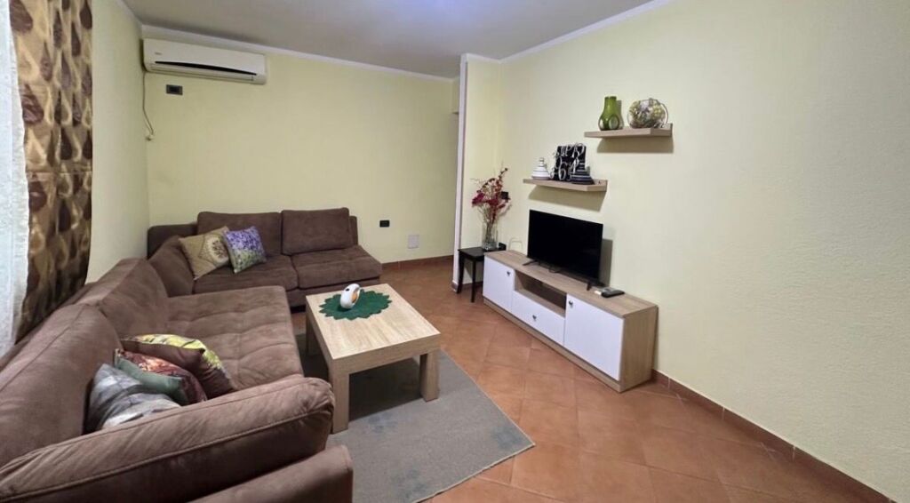 Appartamento 1+1 in affitto Viale Zogu i Pare