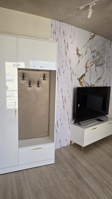 Apartament 1+1 per Qira Astir