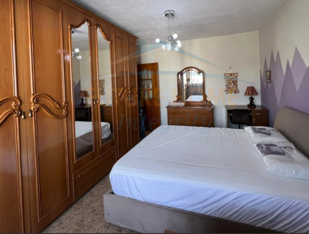 Affitto, Appartamento 1+1, Xhamlliku, Tirana. AL70254