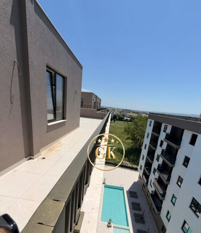 IN VENDITA PENTHOUSE + POSTO AUTO 📍MALI I ROBIT