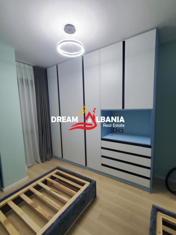 Apartment 2+1 for rent in the area of Liqeni i Thate near Trio Corner (ID 42215580)