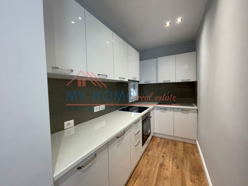Apartments  Modern 2+1 apartment for rent in the 21 Dhjetori area