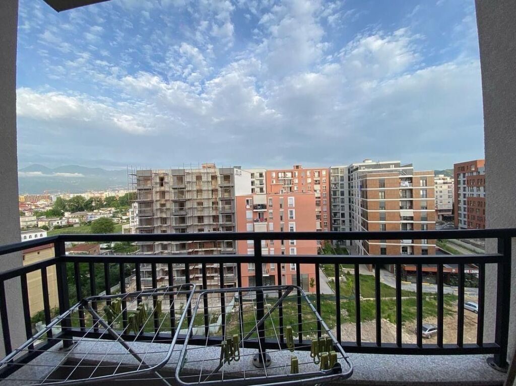 1+1, te vila L 2, 450 euro, me parkim