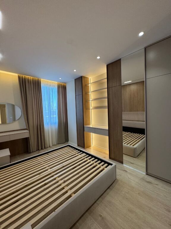 Apartment 2+1 at 21 Dhjetori