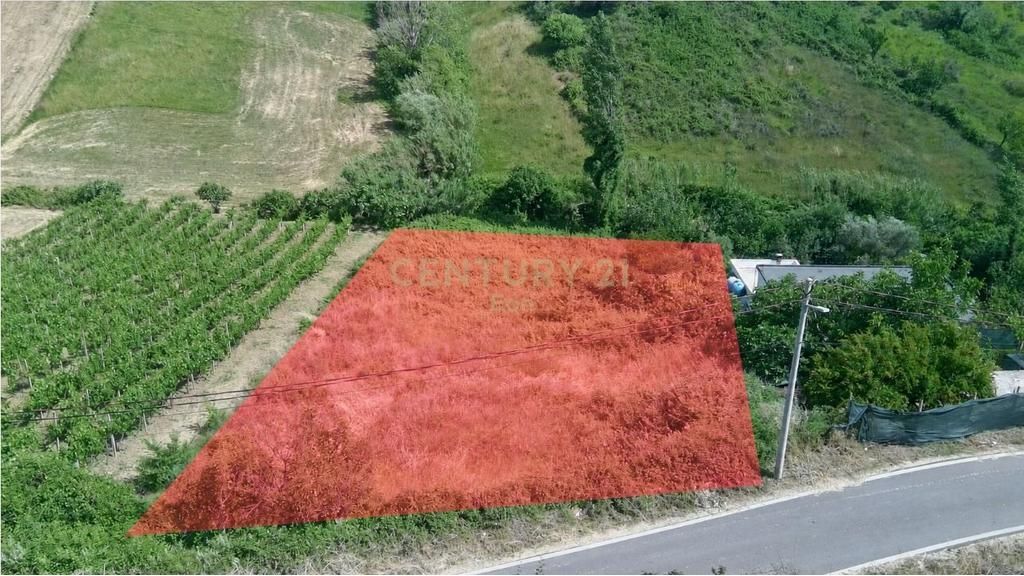Land for sale with sea view in Kryemëdhenj, Golem !