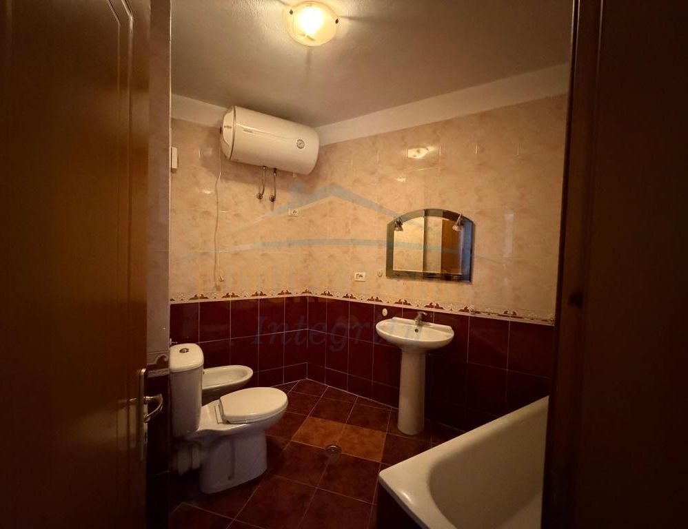 For sale, Apartment 3+1+2, Ballet School, Tirana.