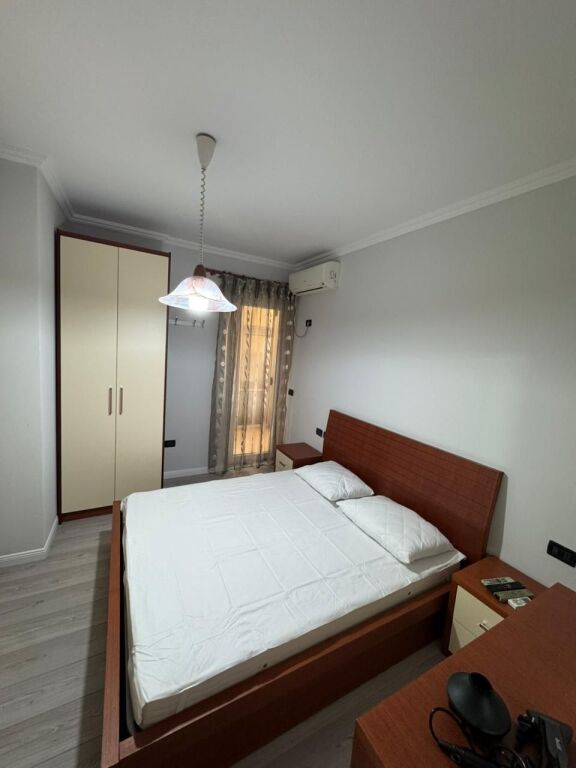 Appartamento 3+1 in affitto in Via Kavaja.