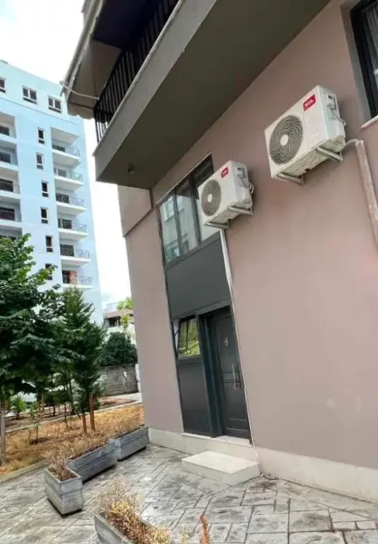 Affitto | Apartament 1 + 1 | Spitali Qsut | 450 €/mese