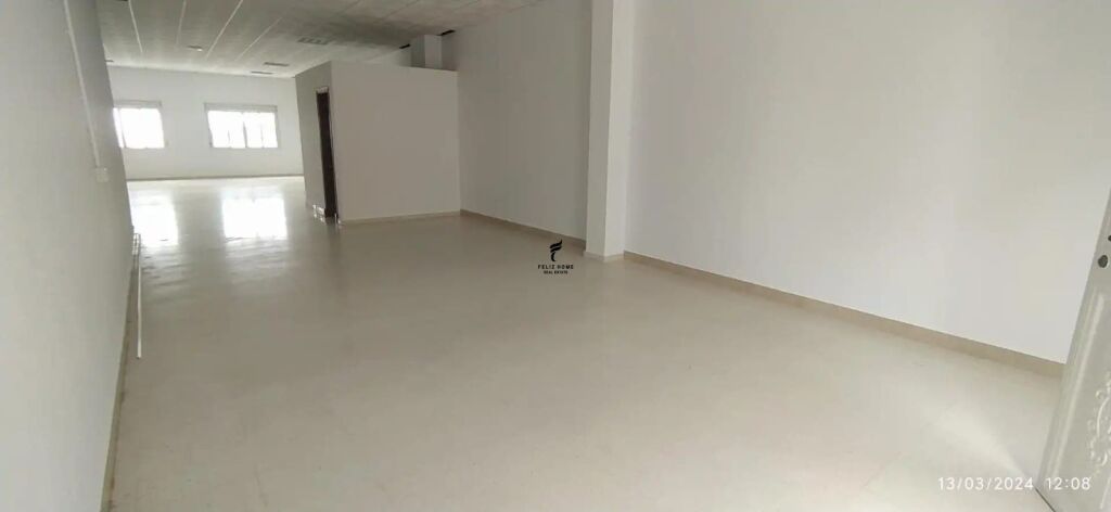 DYQAN ME QERA 40 M2 ISH EKSPOZITA 120.000 LEKE FH-78642