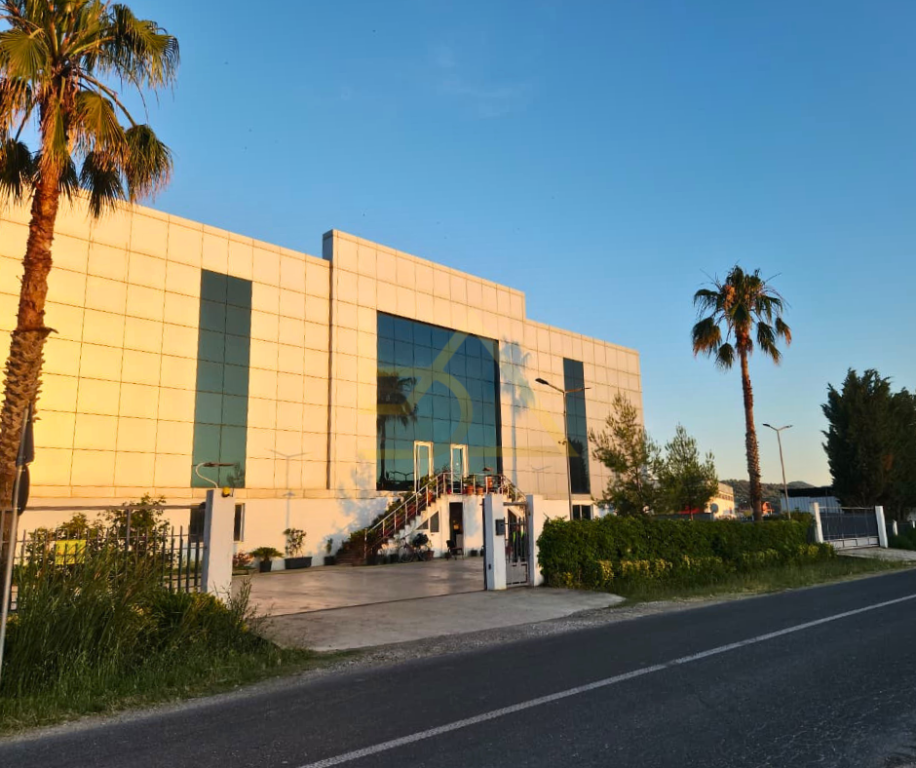 Jepet me Qira Ambient Biznesi – Vorë, Tiranë