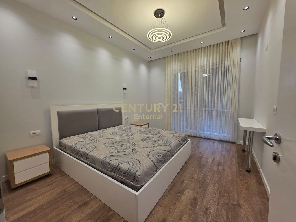 Two-story villa for rent in Fresk