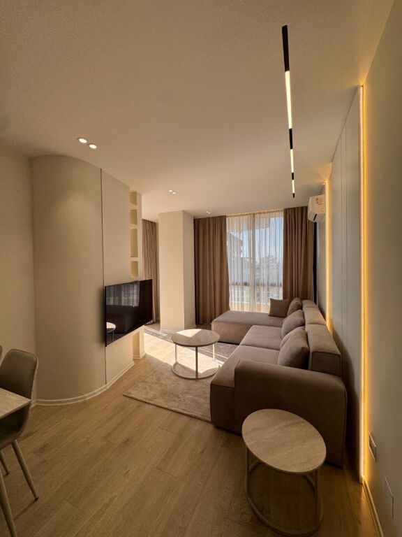 Apartment 2+1 at 21 Dhjetori