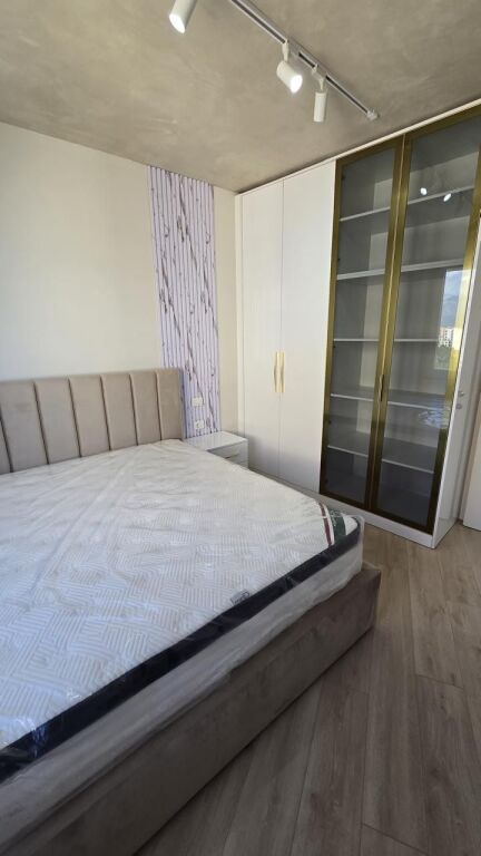 Apartament 1+1 per Qira Astir