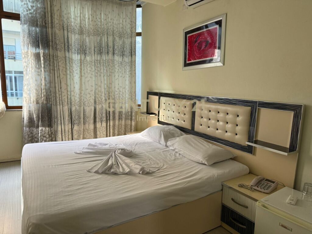 Hotel for sale in Misto Mame