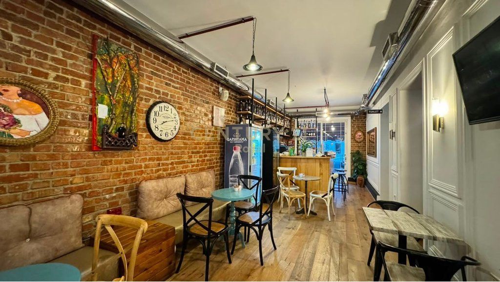 BAR-CAFFÈ IN AFFITTO VICINO A MYSLYM SHYRI ROYAL142648