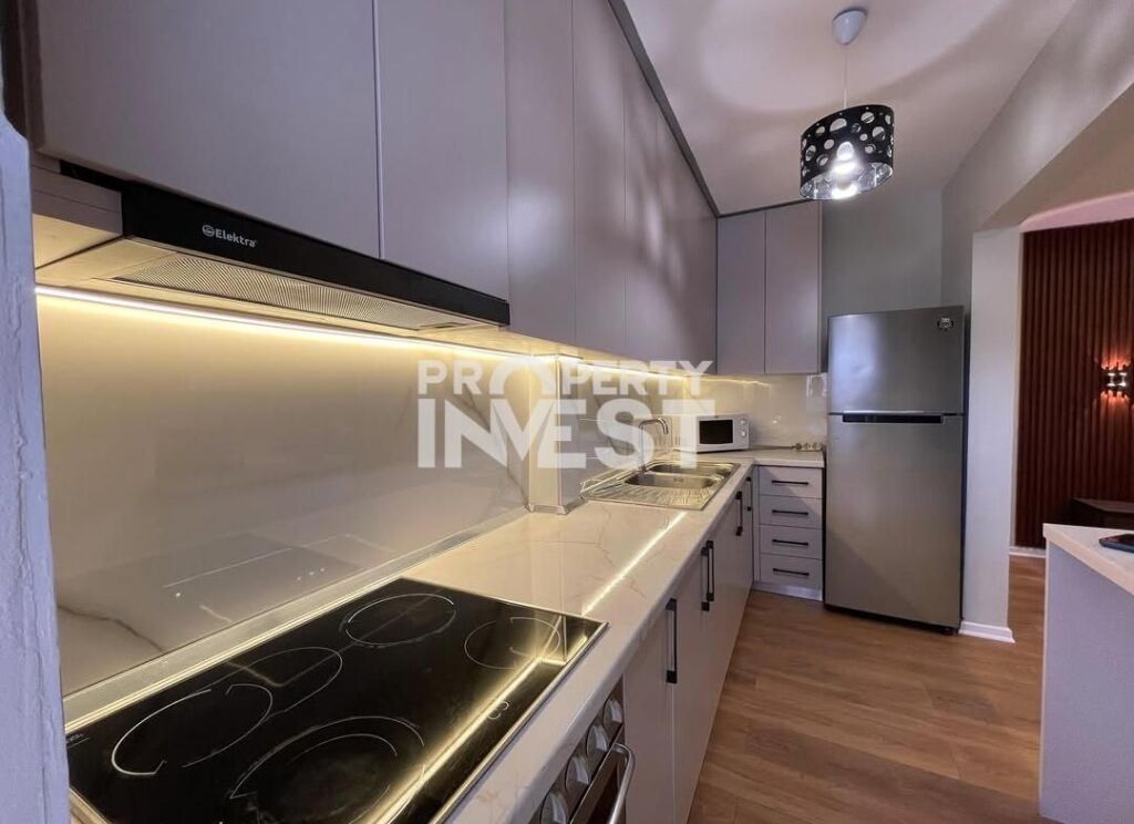 Shitet Apartament 2+1 Ali Dem, prane Mangalem