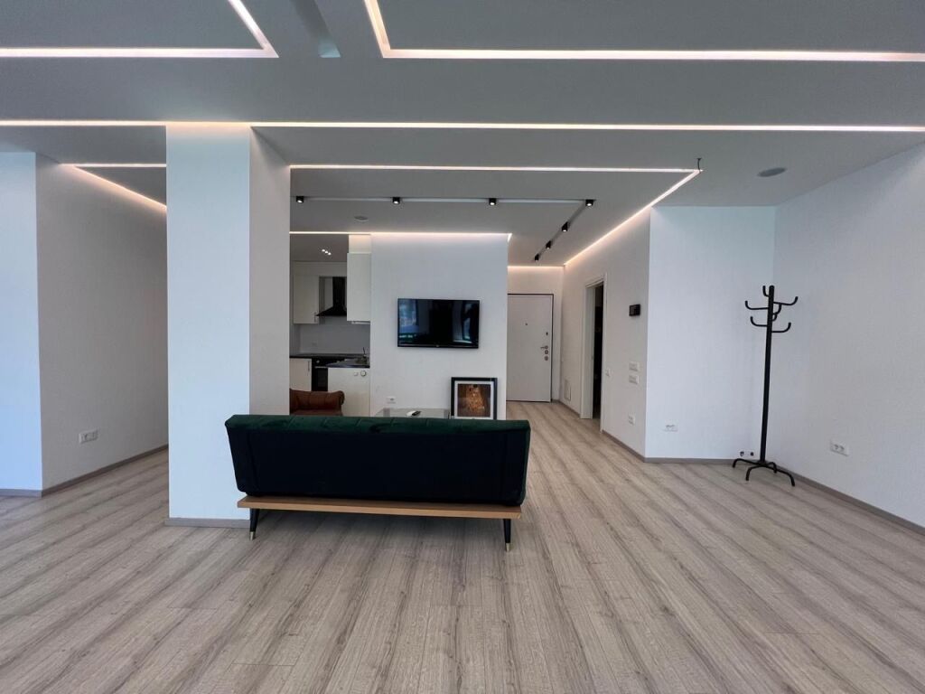 Apartament per shitje 2+1 ne Bllok