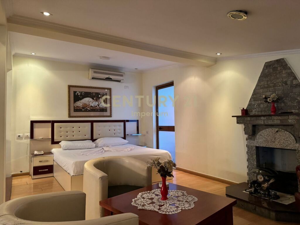 Hotel for sale in Misto Mame
