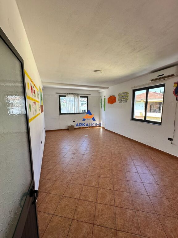 4 STOREY BUILDING FOR RENT AT "RRUGA ELBASANIT" 50,000 LEKE
