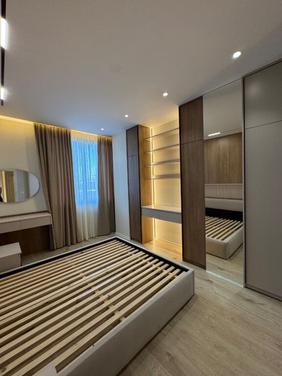 Apartment 2+1 at 21 Dhjetori